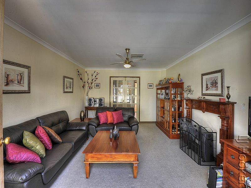 10 Whitehead Street, Singleton WA 6175