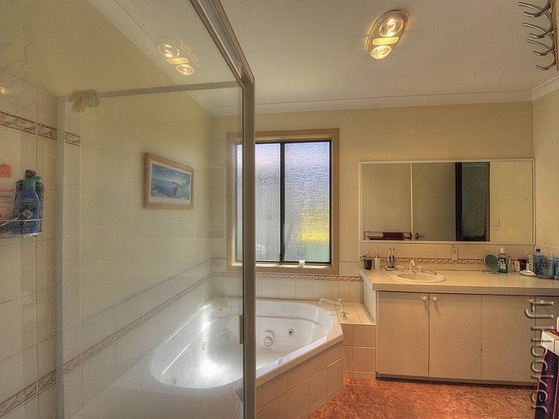 10 Whitehead Street, Singleton WA 6175