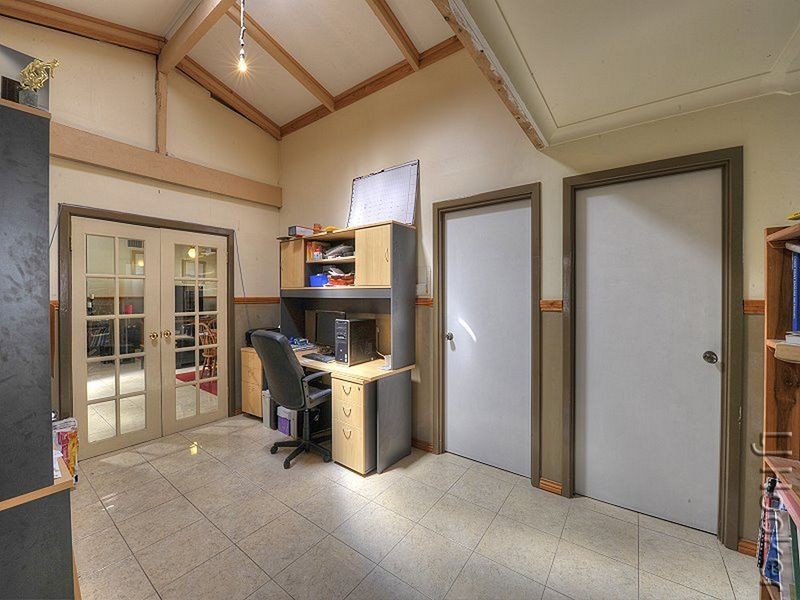 10 Whitehead Street, Singleton WA 6175