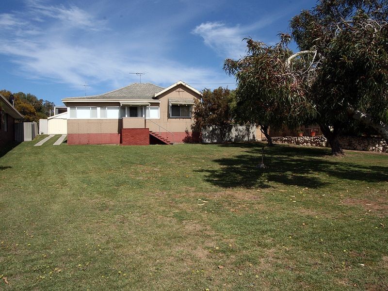 21 Janis Street, Halls Head WA 6210
