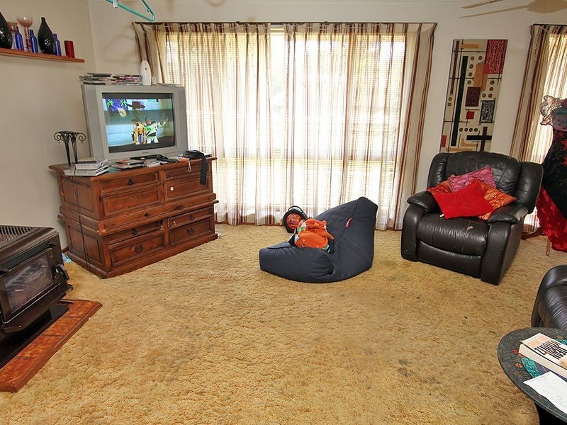 25 Jupiter Way, Greenfields WA 6210