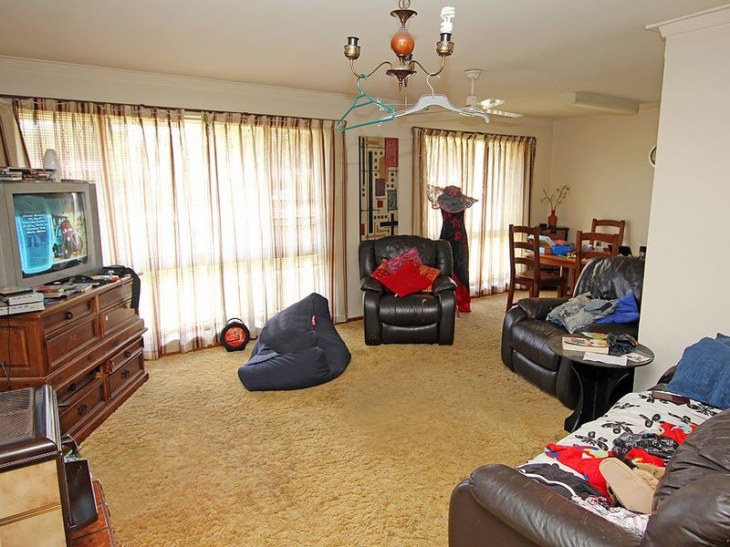 25 Jupiter Way, Greenfields WA 6210