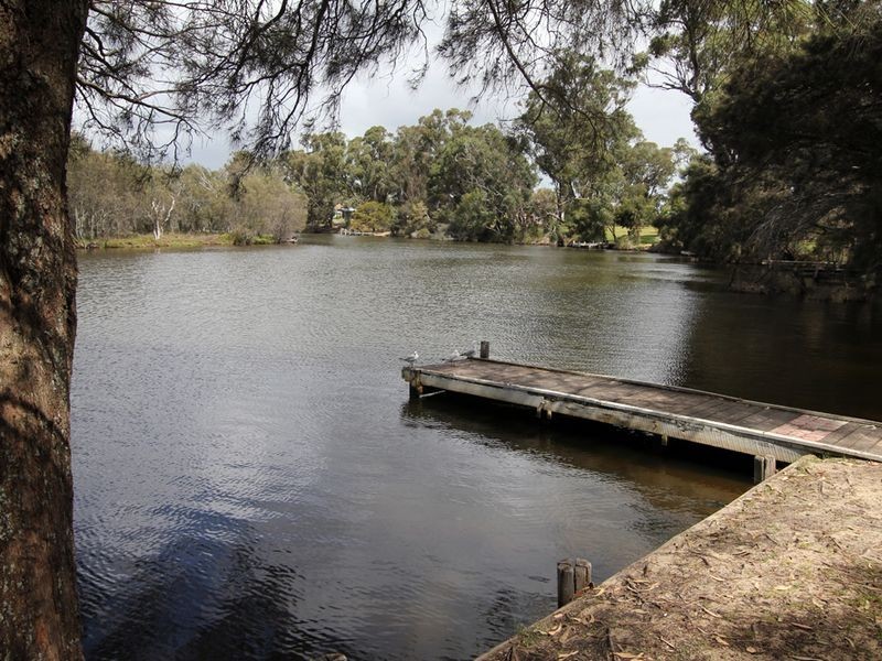 25 Jupiter Way, Greenfields WA 6210