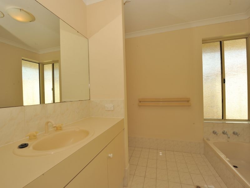 17B Nightingale Place, Greenfields WA 6210