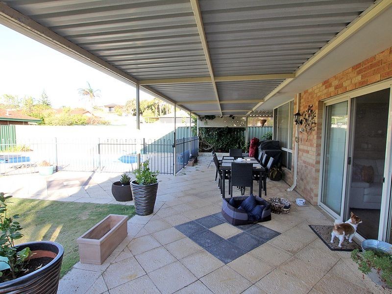 18 Darter Place, Halls Head WA 6210