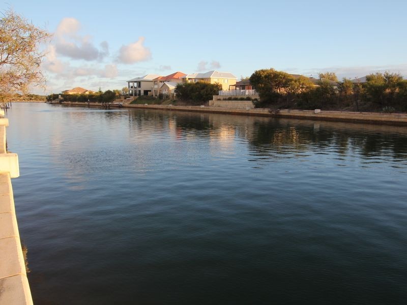 42 Cormorant Key, Wannanup WA 6210