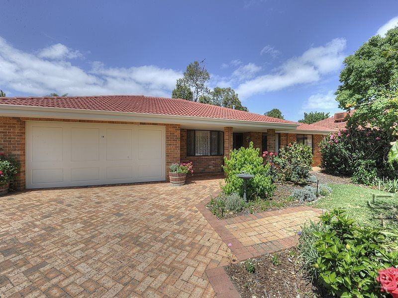 18 Elderberry Circle, Halls Head WA 6210