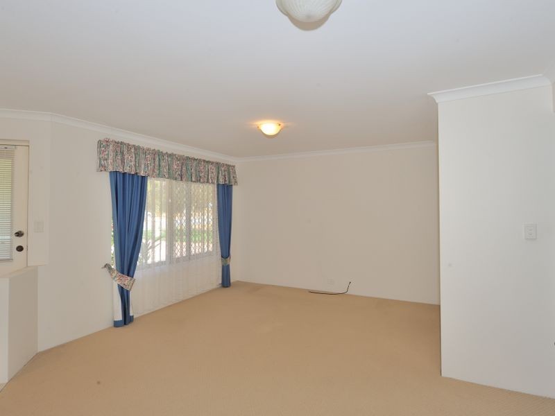 6 Adare Place, Coodanup WA 6210