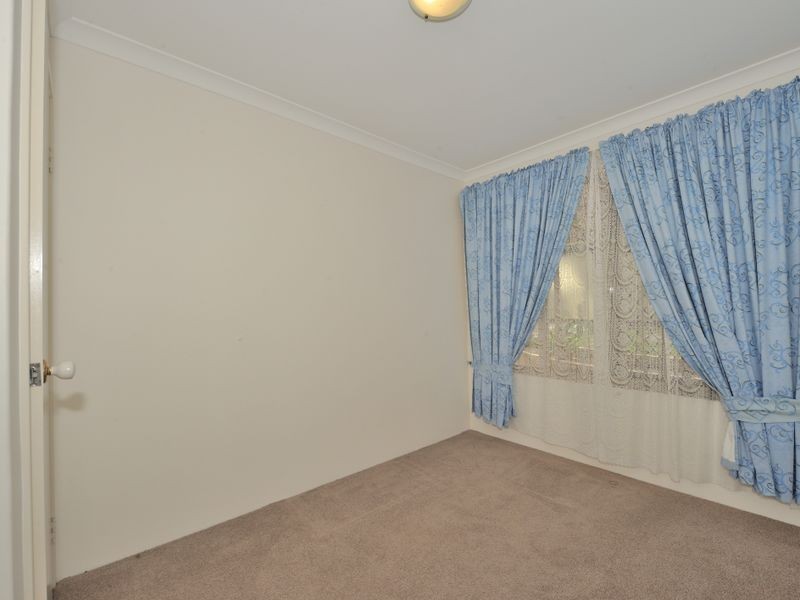 6 Adare Place, Coodanup WA 6210