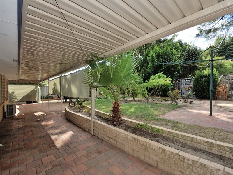 6 Adare Place, Coodanup WA 6210