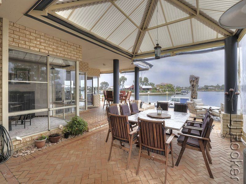 82 Banksia Terrace, South Yunderup WA 6208