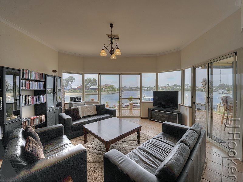 82 Banksia Terrace, South Yunderup WA 6208