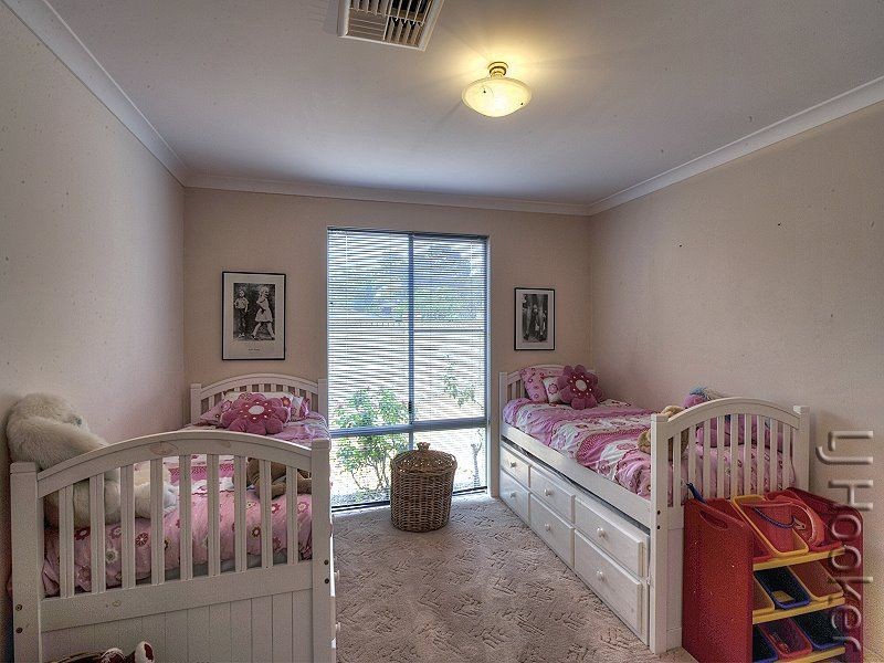 82 Banksia Terrace, South Yunderup WA 6208