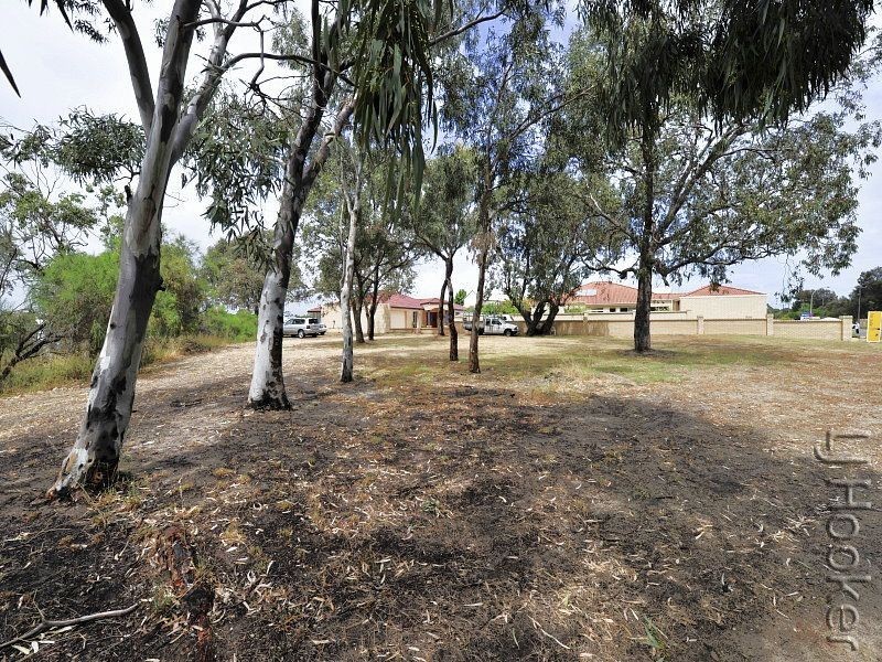 82 Banksia Terrace, South Yunderup WA 6208