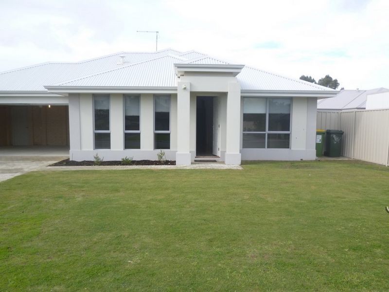 1/12 Day Road, Mandurah WA 6210