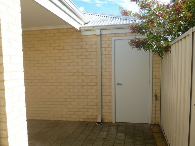 1/12 Day Road, Mandurah WA 6210