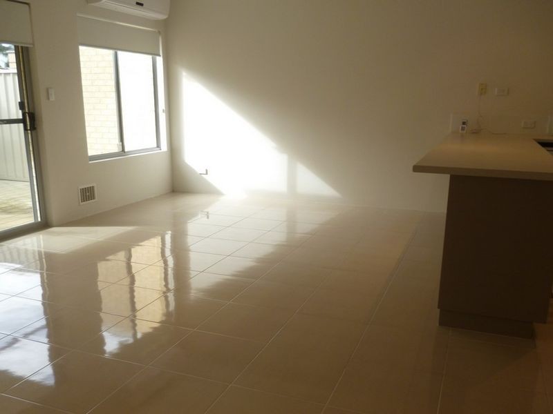 1/12 Day Road, Mandurah WA 6210