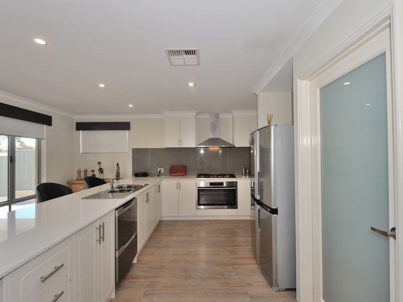 2 Galatea Road, Falcon WA 6210