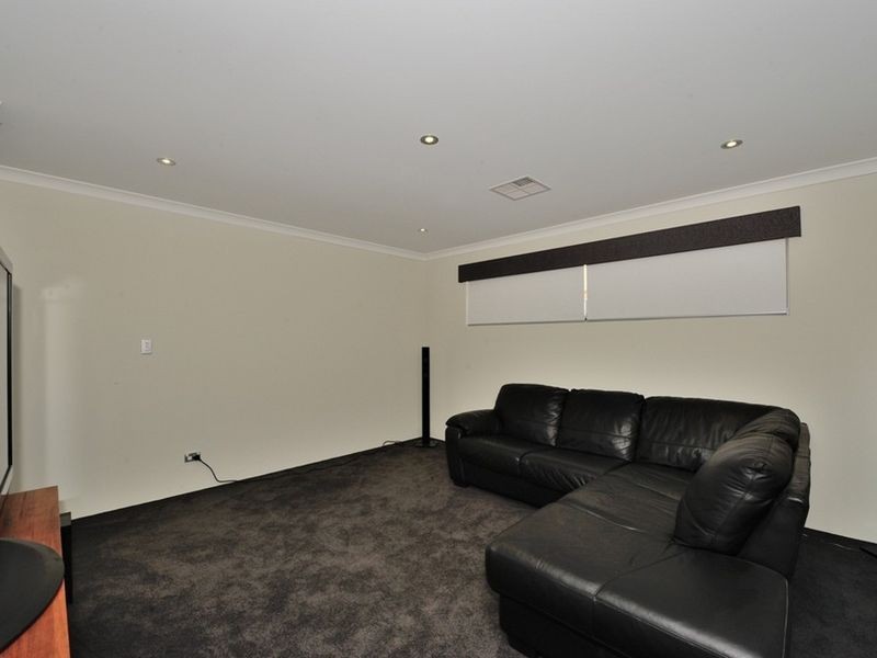 2 Galatea Road, Falcon WA 6210