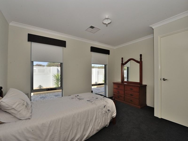 2 Galatea Road, Falcon WA 6210