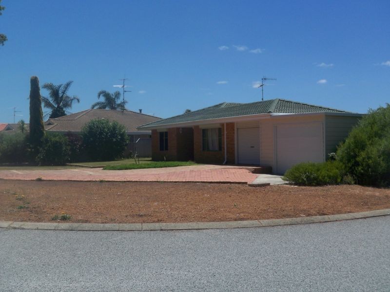 28 Leyburn Drive, Halls Head WA 6210