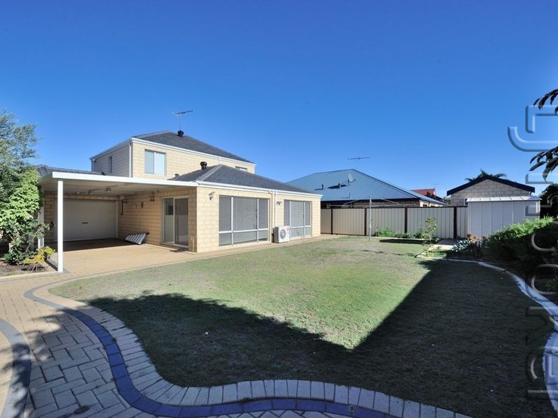 15 Hudson Drive, Dudley Park WA 6210