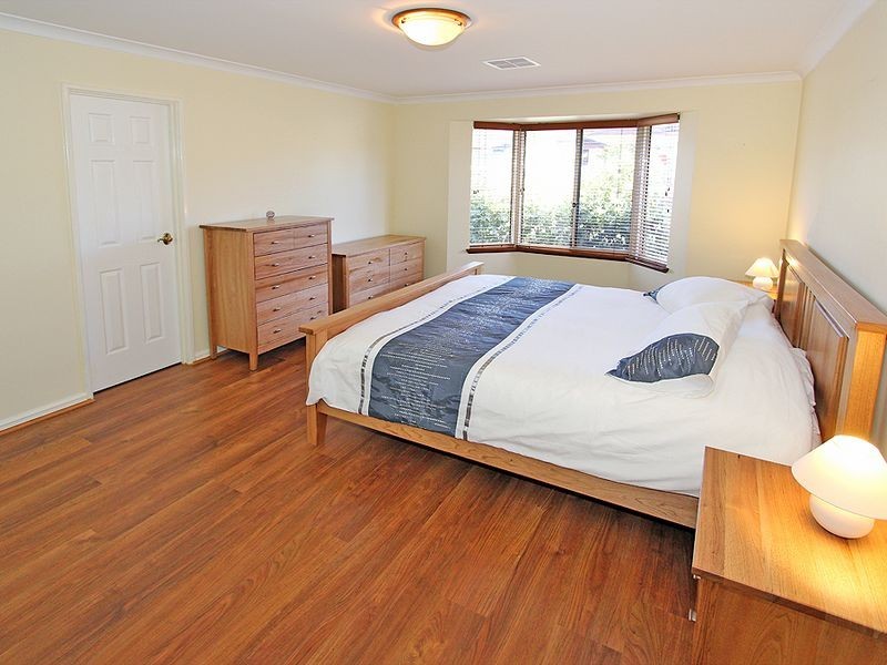 63 Caravel Way, Halls Head WA 6210