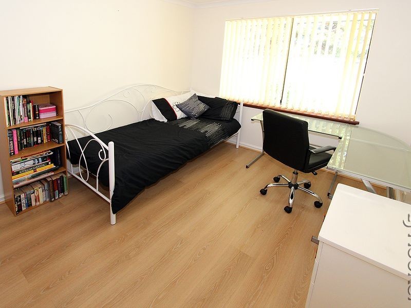 63 Caravel Way, Halls Head WA 6210