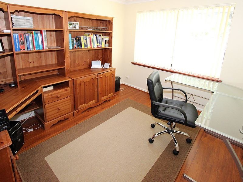 63 Caravel Way, Halls Head WA 6210