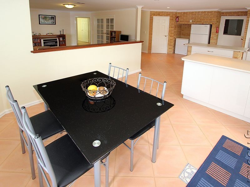 63 Caravel Way, Halls Head WA 6210