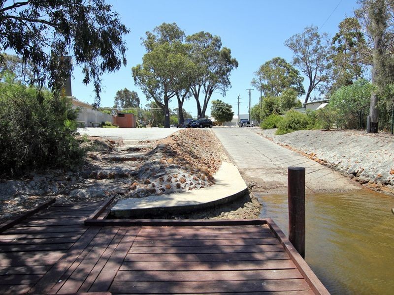 73 Culeenup Road, North Yunderup WA 6208