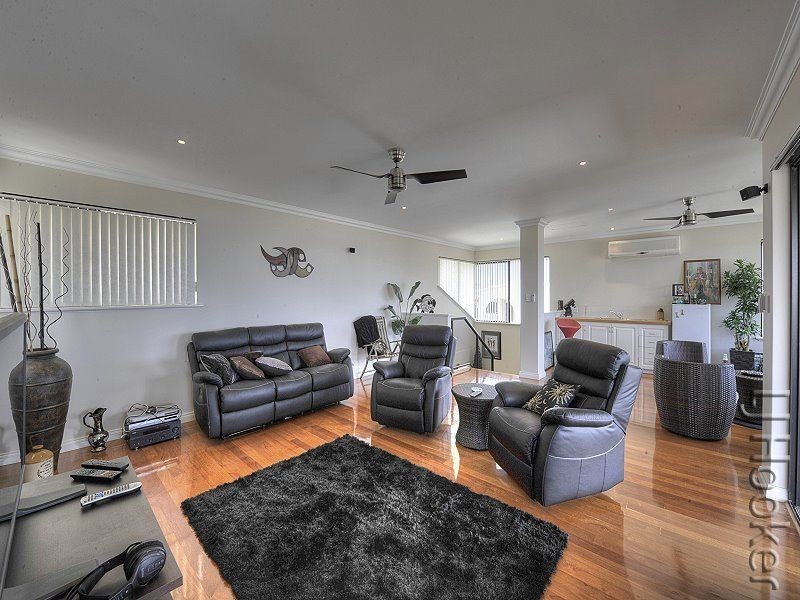 34 Mippi Road, Halls Head WA 6210