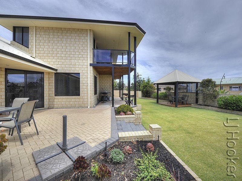 34 Mippi Road, Halls Head WA 6210