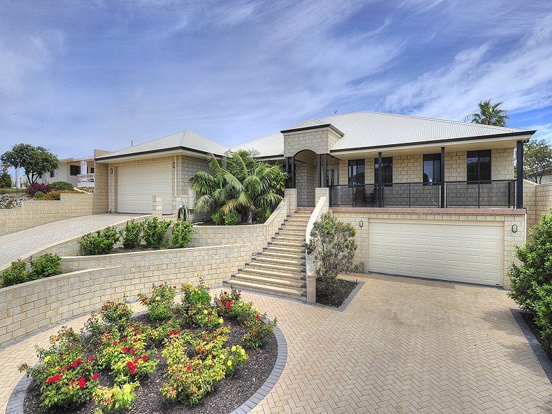 34 Mippi Road, Halls Head WA 6210