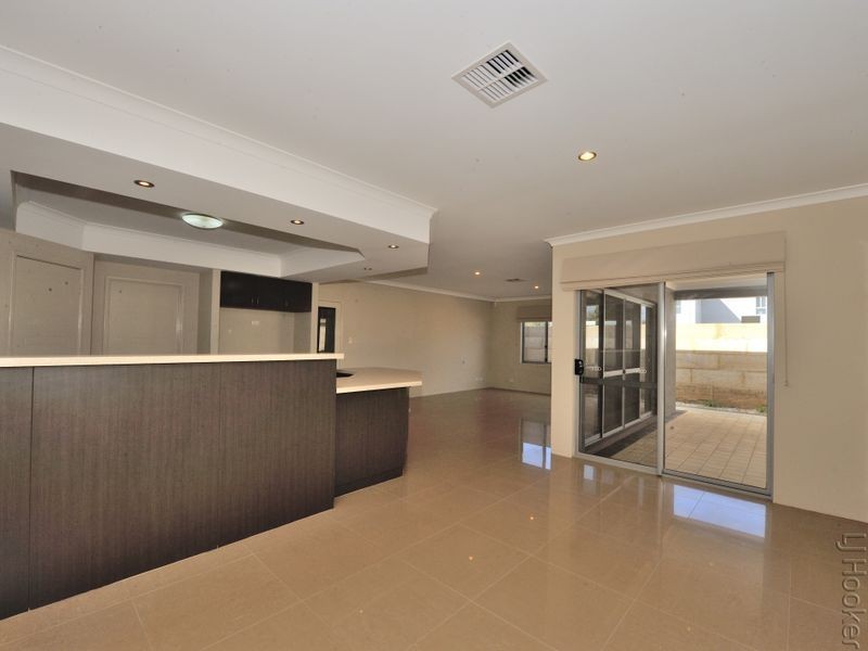 12 Pelsaert Lane, Wannanup WA 6210