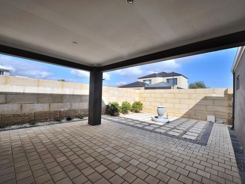 12 Pelsaert Lane, Wannanup WA 6210