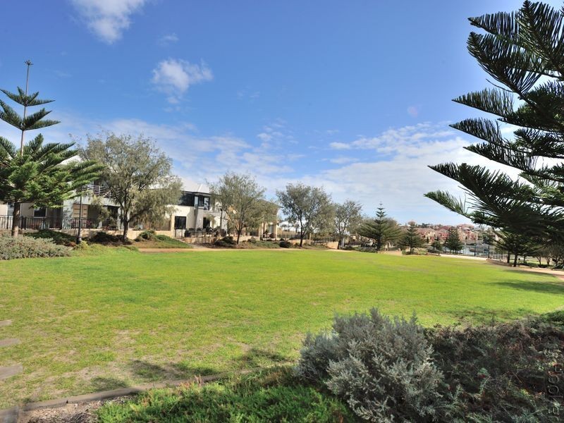 12 Pelsaert Lane, Wannanup WA 6210