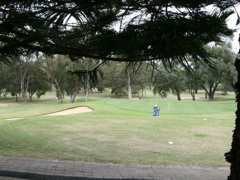 3 Heywood Court, Halls Head WA 6210