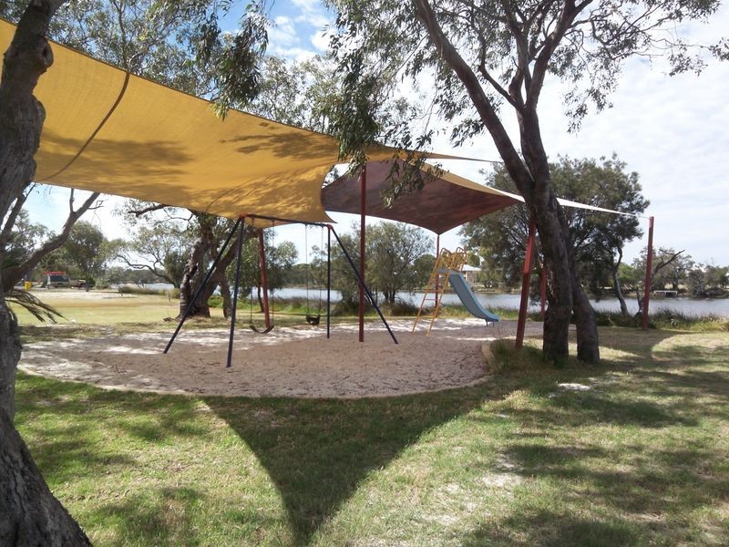 10 Ronlyn Road, Furnissdale WA 6209