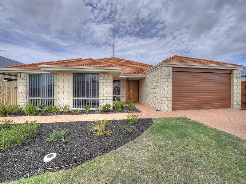 7 Jileroo Brace, Lakelands WA 6180