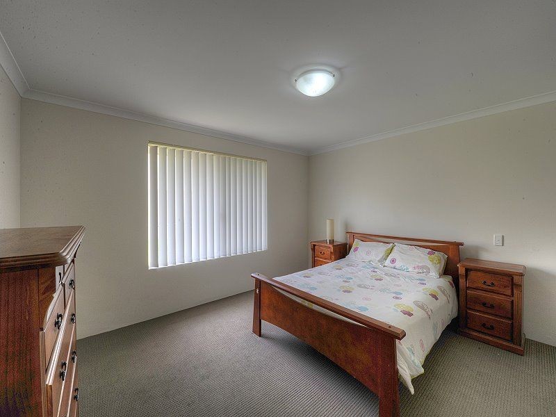 7 Jileroo Brace, Lakelands WA 6180