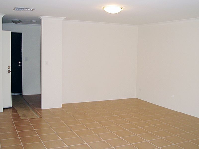 2/10 Binnar Court, Erskine WA 6210