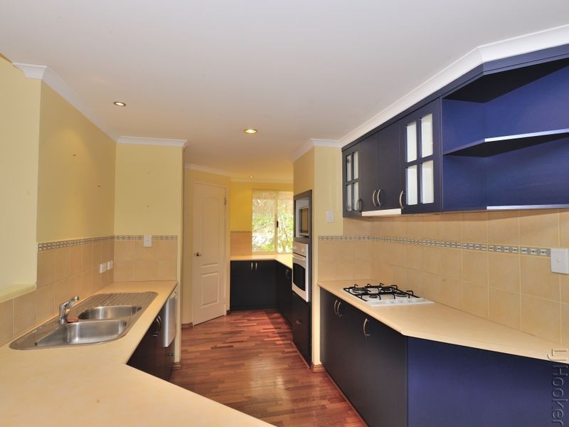 10 Staunton Rise, Halls Head WA 6210