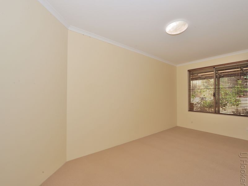 10 Staunton Rise, Halls Head WA 6210
