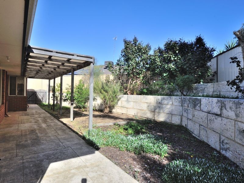10 Staunton Rise, Halls Head WA 6210