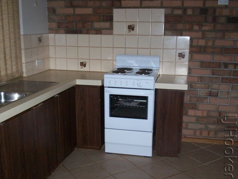 2/15 Newstead Close, Halls Head WA 6210