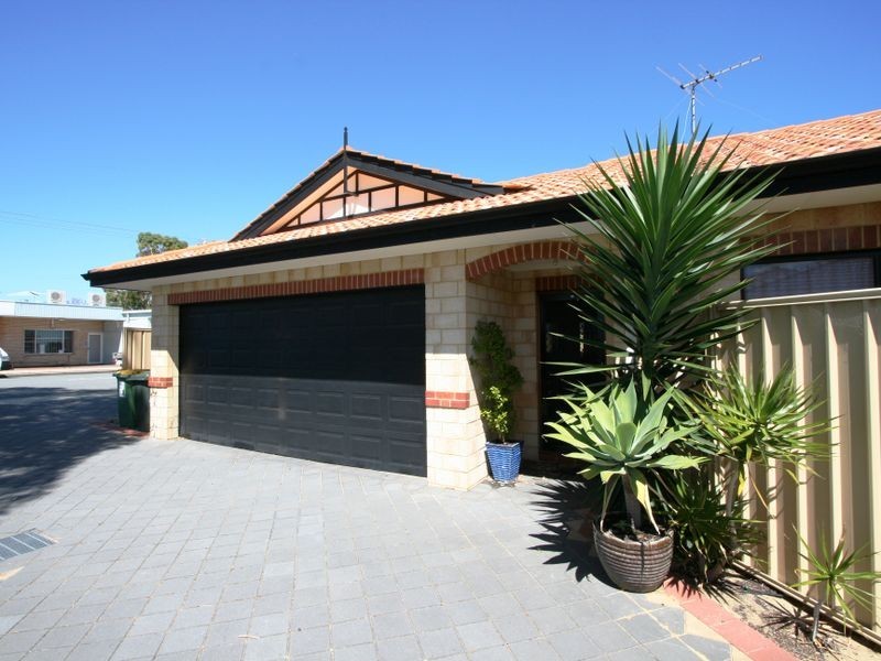 2/2A Ward Street, Mandurah WA 6210