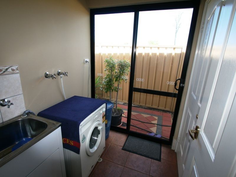 2/2A Ward Street, Mandurah WA 6210