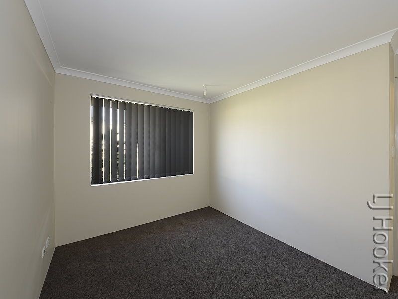 22 Loretta Parkway, Lakelands WA 6180