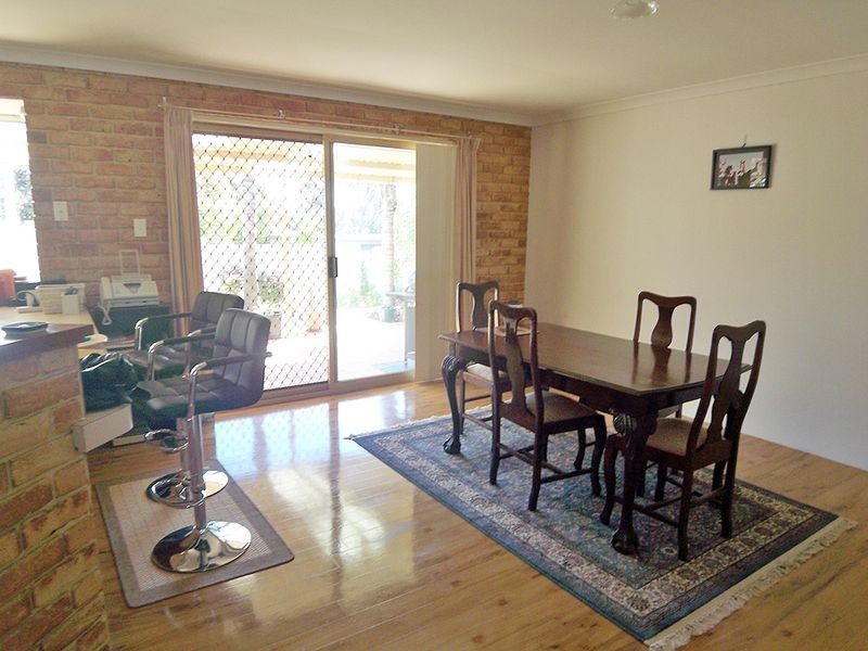 17 Kingfisher Drive, Halls Head WA 6210